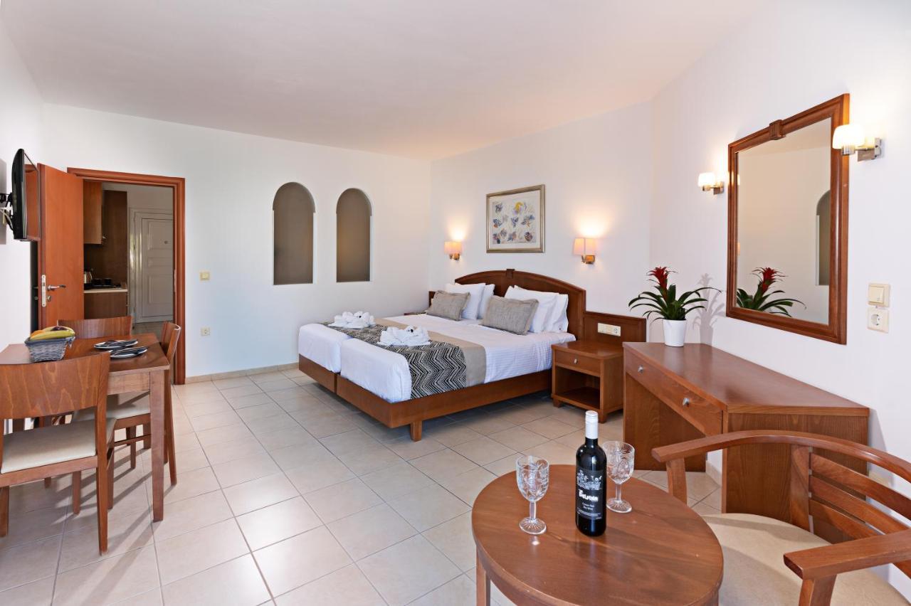 Delfina Boutique Hotel Paralia Kourna Eksteriør billede