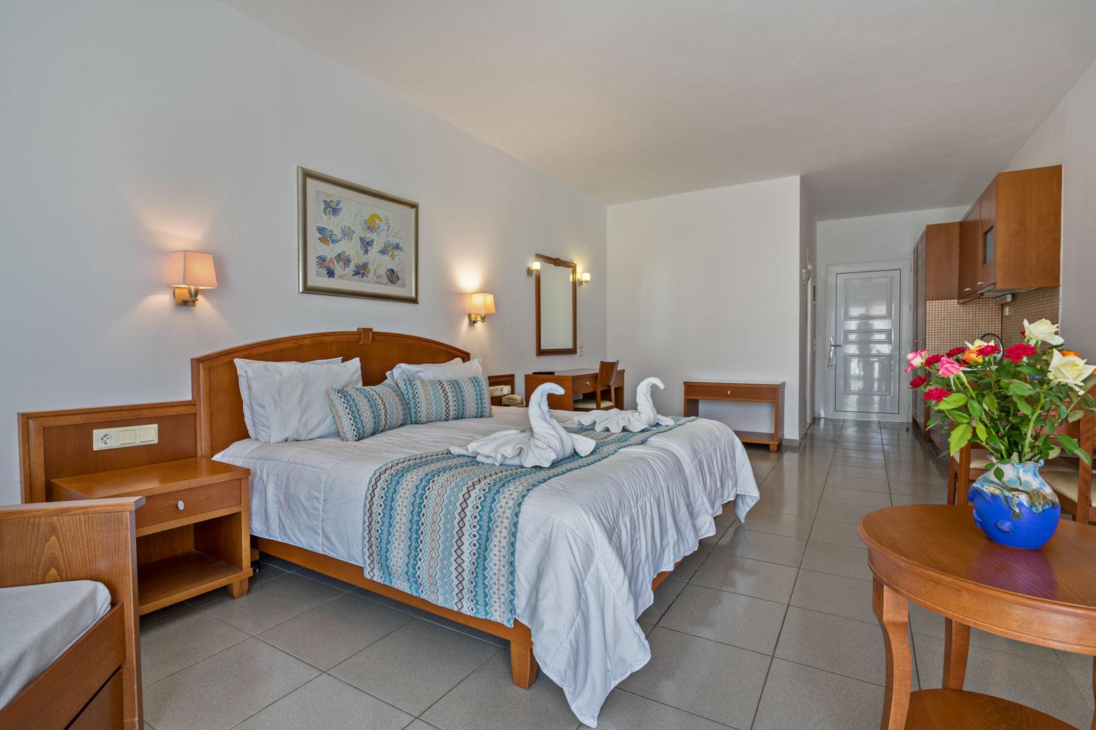 Delfina Boutique Hotel Paralia Kourna Eksteriør billede