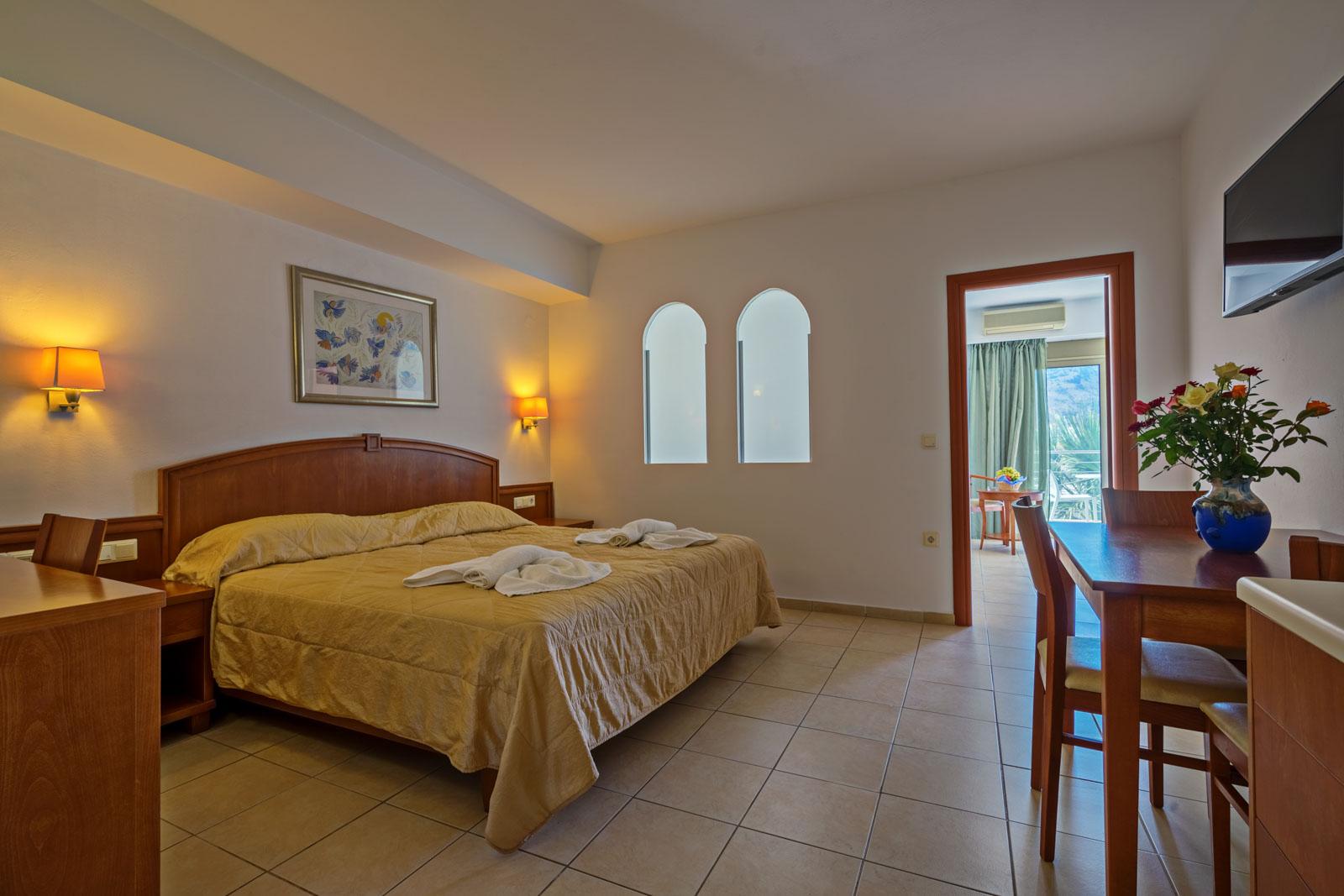 Delfina Boutique Hotel Paralia Kourna Eksteriør billede